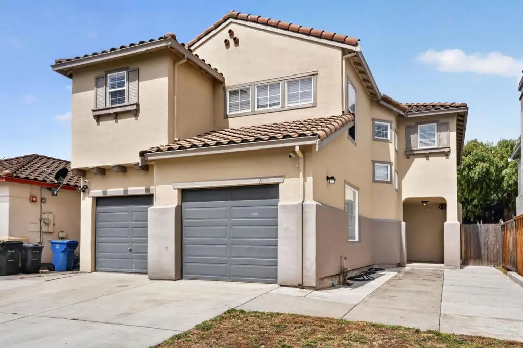1537 Oyster Bay Court, Salinas, CA 93906 - #1