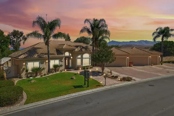 1515 S Ridgemark Drive, Hollister, CA 95023