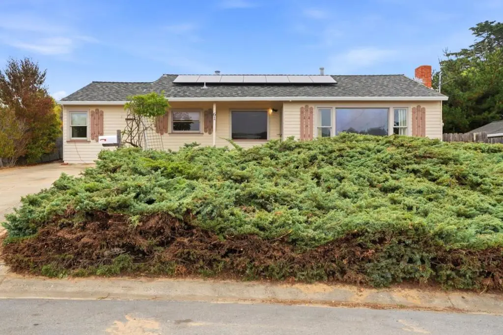 61 Work Avenue, Del Rey Oaks, CA 93940 - #1