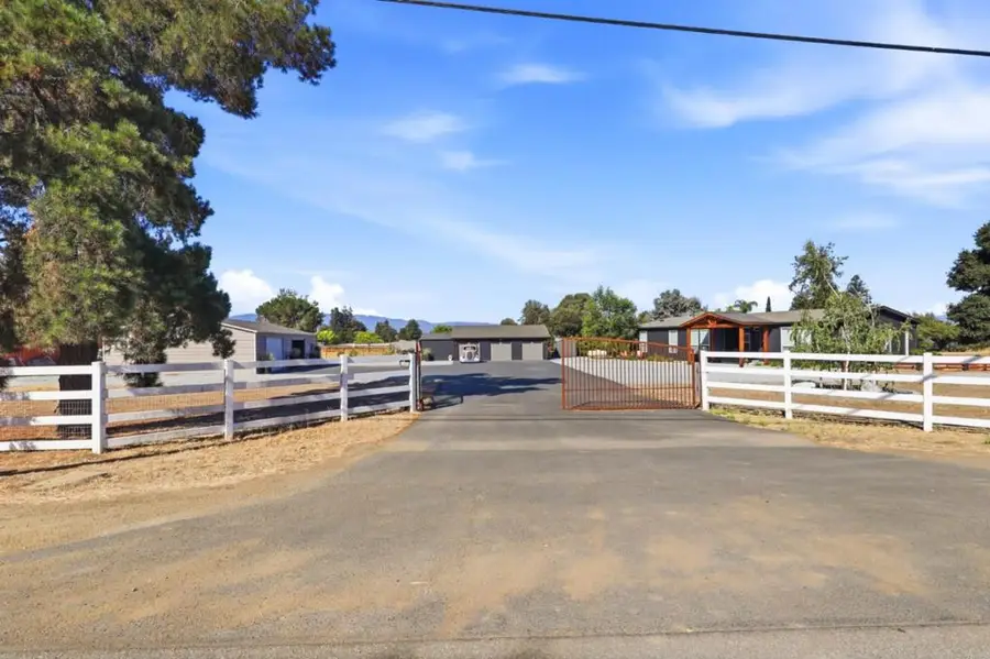 8885 New Avenue, Gilroy, CA 95020 - #2