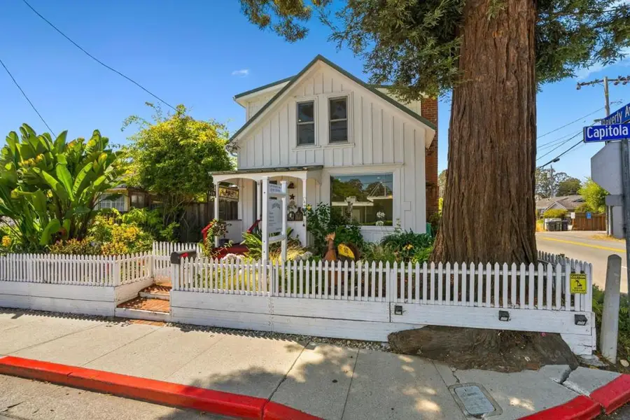 529 Capitola Avenue, Capitola, CA 95010 - #2