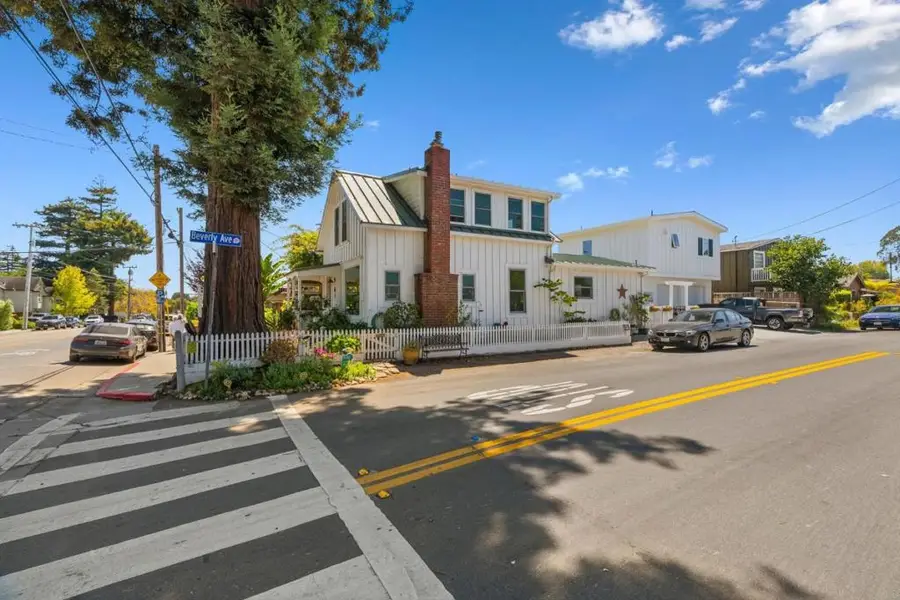529 Capitola Avenue, Capitola, CA 95010 - #3