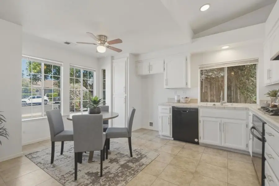 2151 Glarner Street, Hollister, CA 95023 - #3