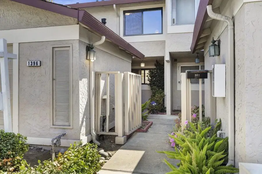 1396 Pinehurst Square, San Jose, CA 95117 - #3