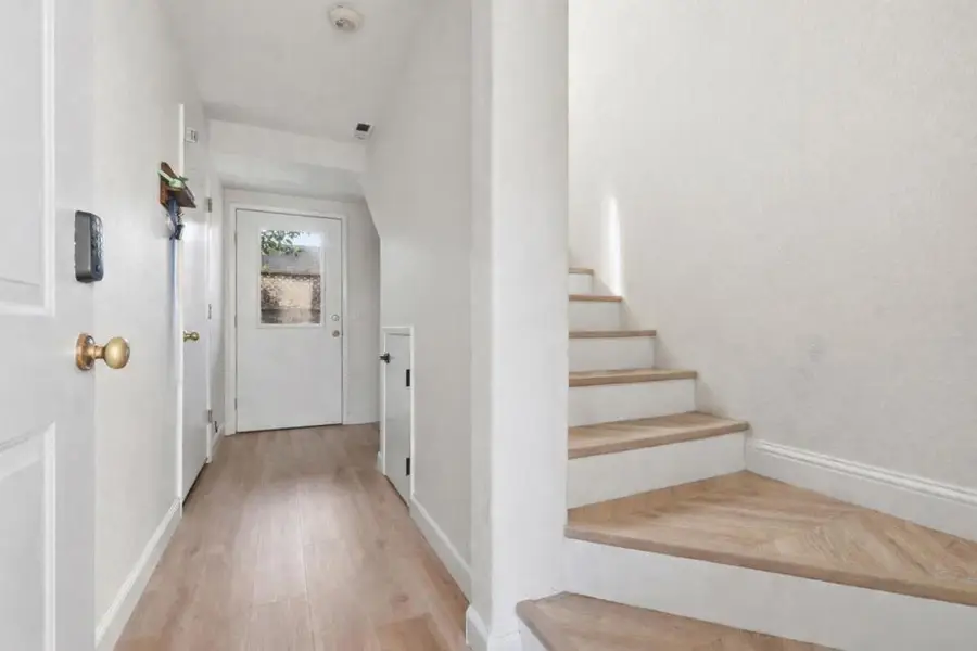 110 Library Lane, Santa Cruz, CA 95062 - #3