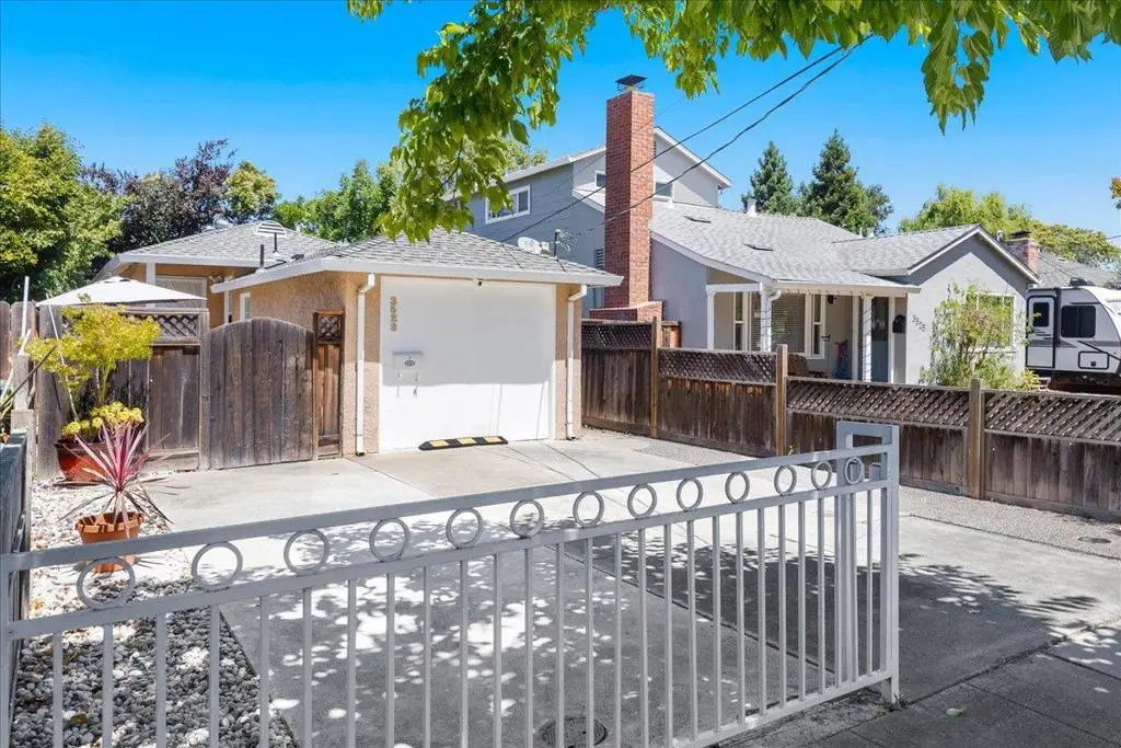 3523 Page Street, Redwood City, CA 94063 - #1