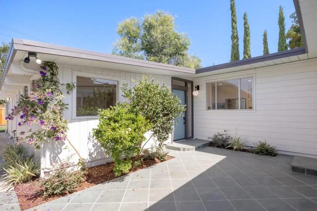 290 W Charleston Road, Palo Alto, CA 94306 - #1