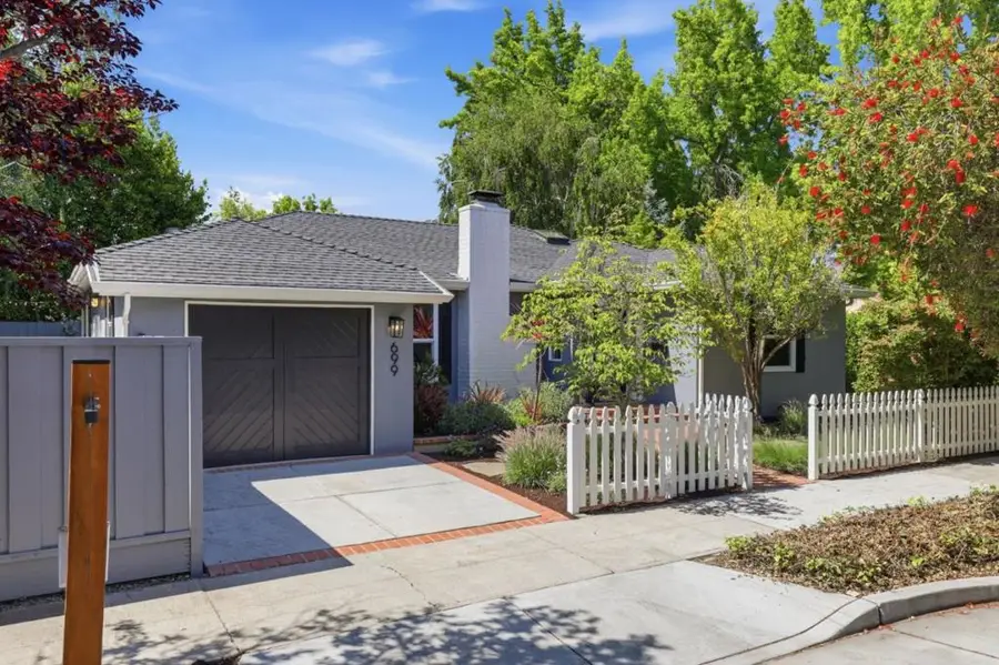 699 Oregon Avenue, Palo Alto, CA 94301 - #2