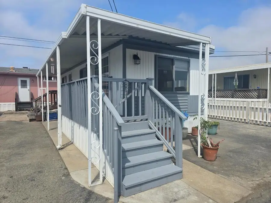 1117 Baldwin Street #35, Salinas, CA 93906 - #2