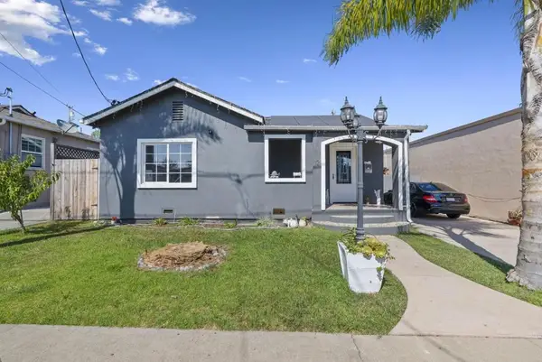 12 Eastern Drive, Watsonville, CA 95076
