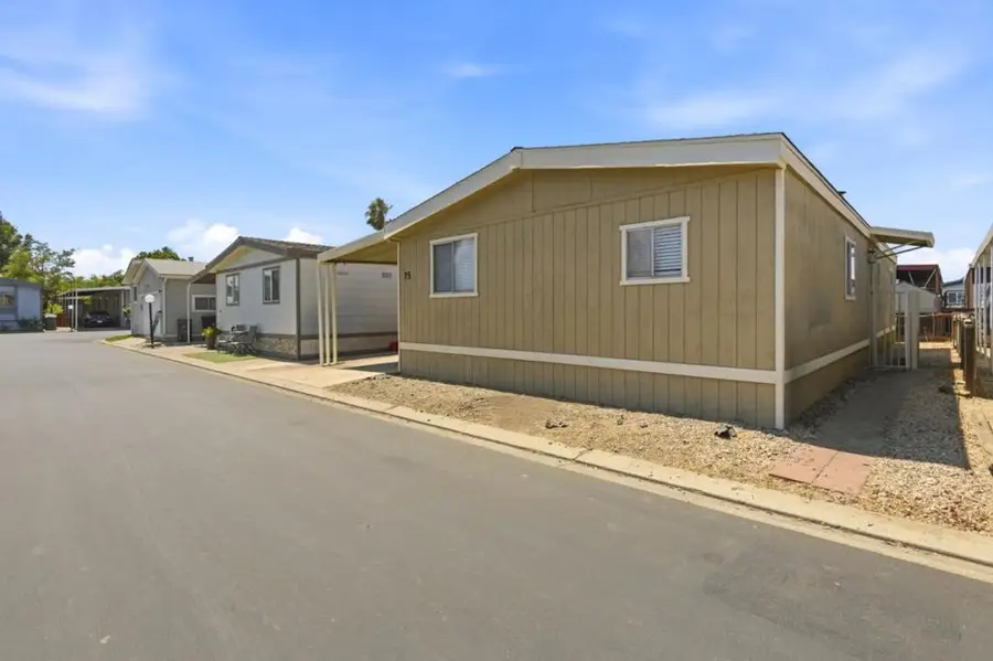 812 W Clover Road #75, Tracy, CA 95376 - #2