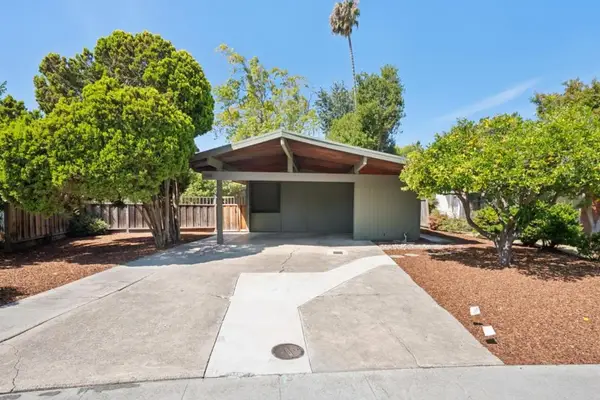 938 Van Auken Circle, Palo Alto, CA 94303