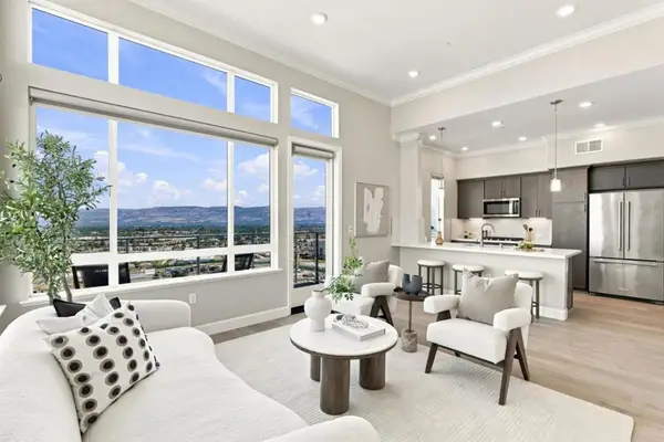 382 Llano De Los Robles Avenue #9, San Jose, CA 95136