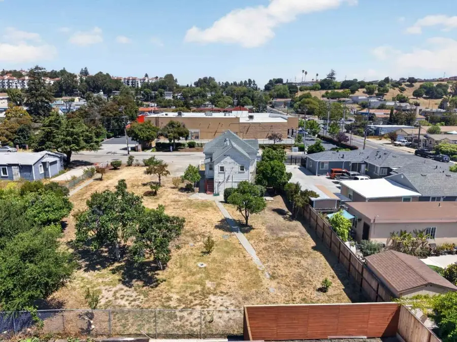 21459 Locust Street, Hayward, CA 94541 - #2