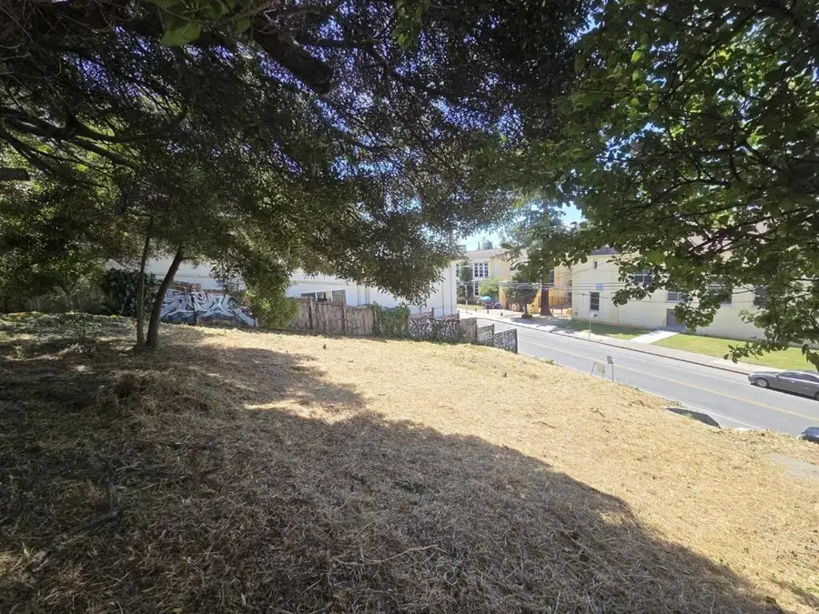 2120 35th Avenue, Oakland, CA 94601 - #3