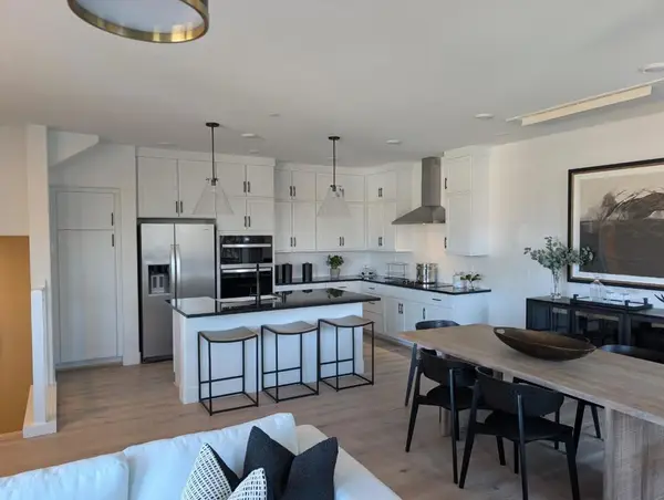 292 Dreamland Way #61-06 - Plan 2, Campbell, CA 95008