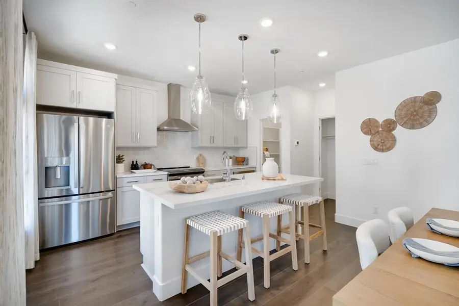2120 Latham Street, Mountain View, CA 94040 - #2
