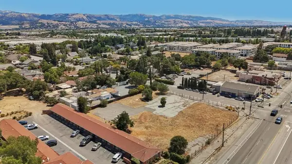 25 Peebles Avenue, Morgan Hill, CA 95037
