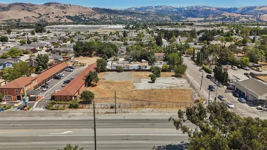25 Peebles Avenue, Morgan Hill, CA 95037 - #2