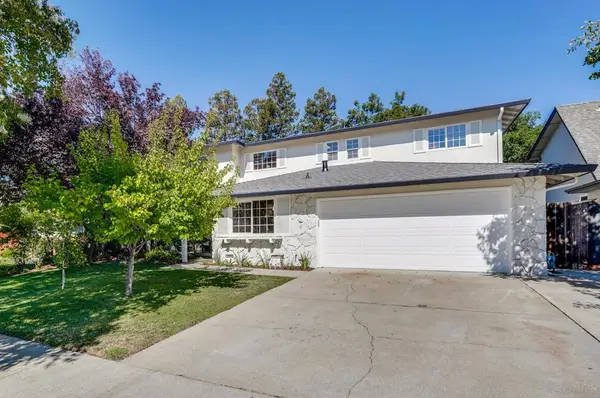 1634 Jamestown Drive, Cupertino, CA 95014