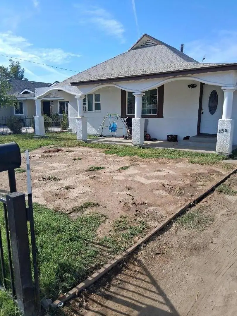 355 E Pleasant Street, Coalinga, CA 93210 - #2