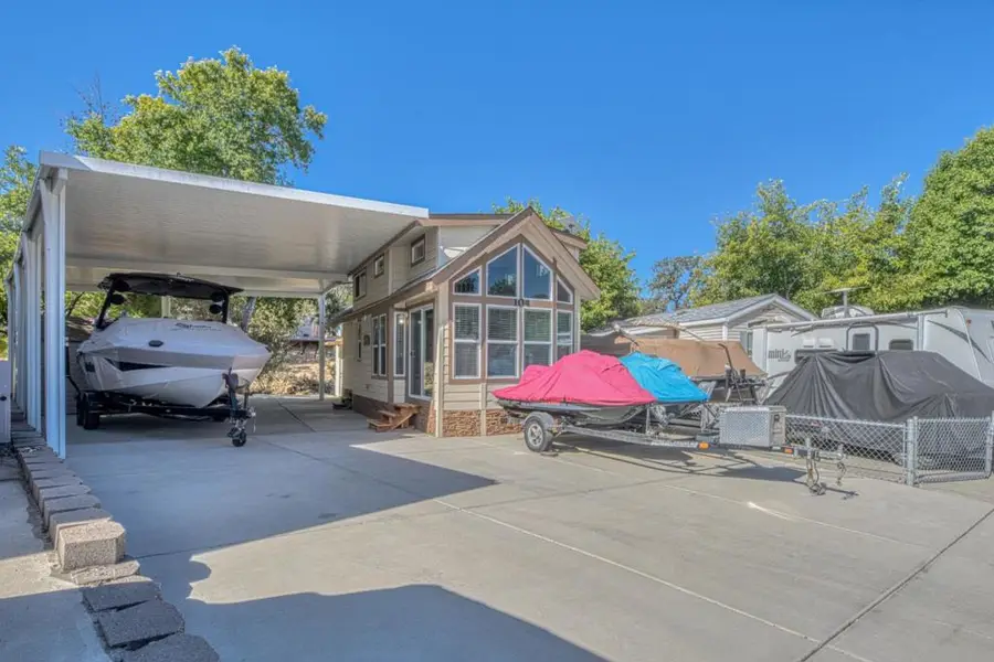 2166 Yellow Feather Circle #104, Paso Robles, CA 93446 - #2