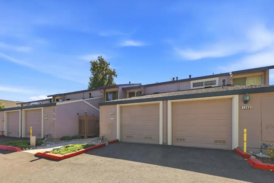 1349 Merrivale West Square, San Jose, CA 95117 - #3