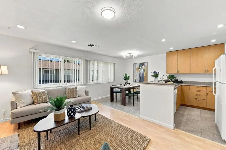 552 Crimsonberry Way, San Jose, CA 95129 - #3