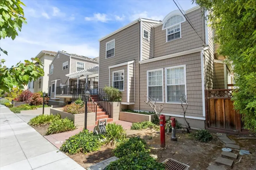 1555 Cherry Street #4, San Carlos, CA 94070 - #3