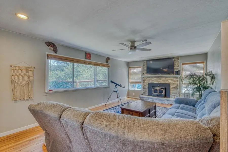665 Paradise Road #B, Salinas, CA 93907 - #3