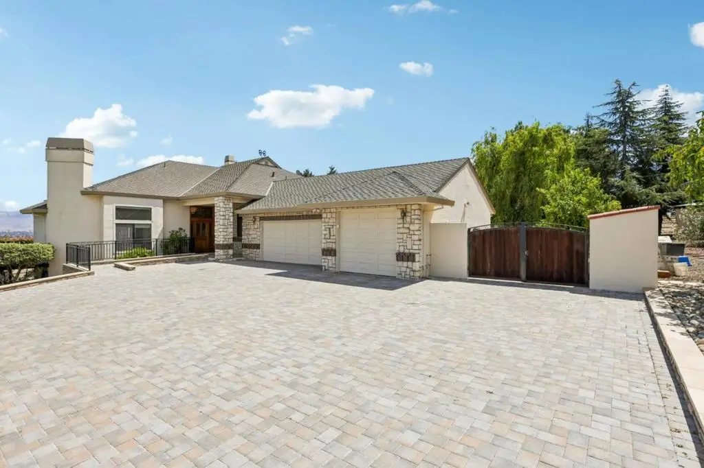 275 Nicholson Drive, Hollister, CA 95023 - #1