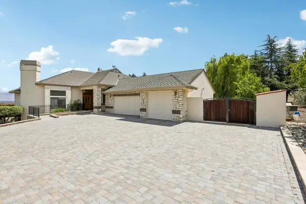 275 Nicholson Drive, Hollister, CA 95023