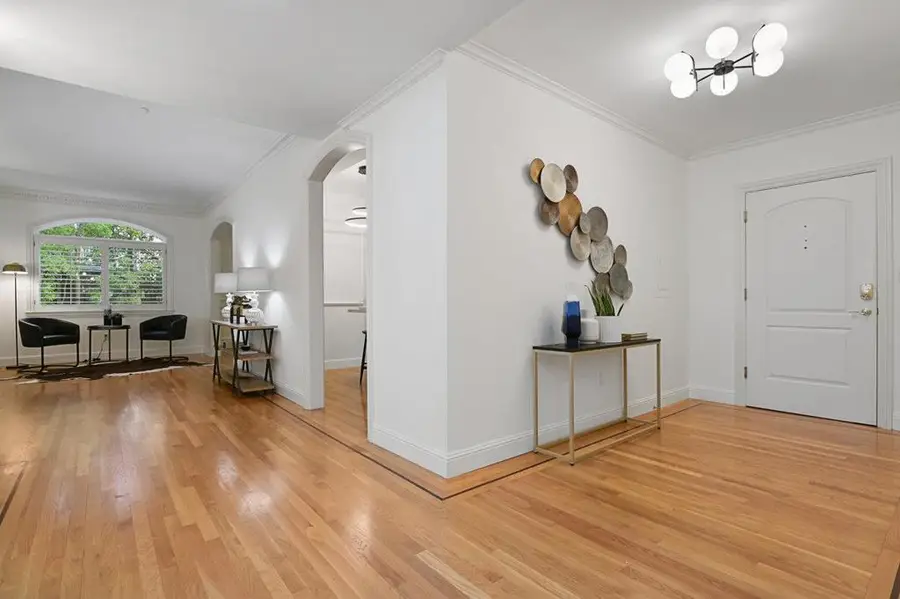 1520 Floribunda Avenue #101, Burlingame, CA 94010 - #2