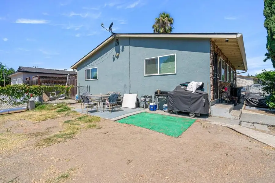 2439 Clyda Drive, San Jose, CA 95116 - #2
