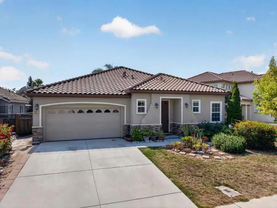 551 Hillock Drive, Hollister, CA 95023 - #2