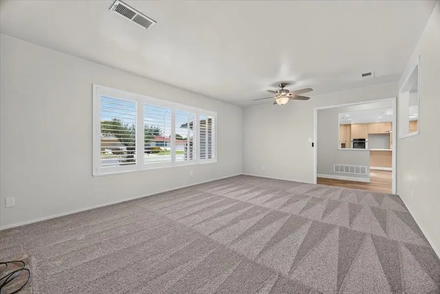 654 La Mesa Drive, Salinas, CA 93901 - #2