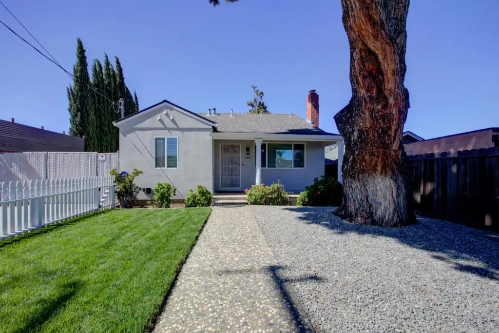 209 Mccreery Avenue, San Jose, CA 95116 - #1
