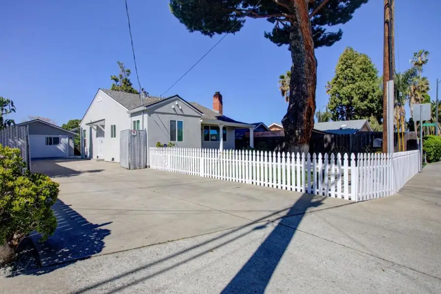 209 Mccreery Avenue, San Jose, CA 95116 - #3