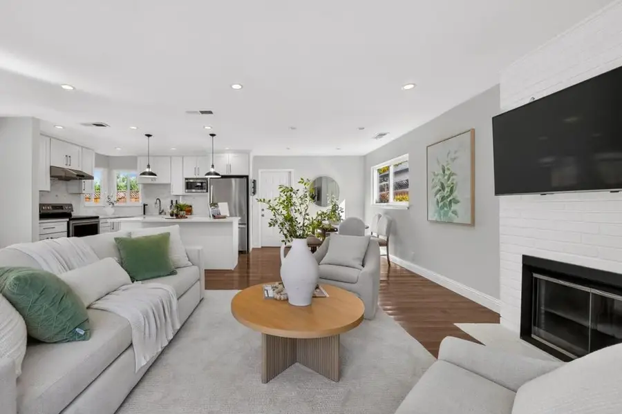 160 Gilbert Avenue, Santa Clara, CA 95051 - #3
