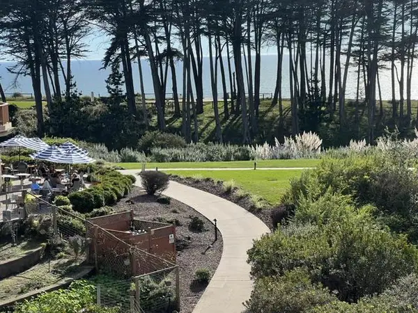 302 Seascape Resort Drive, Aptos, CA 95003