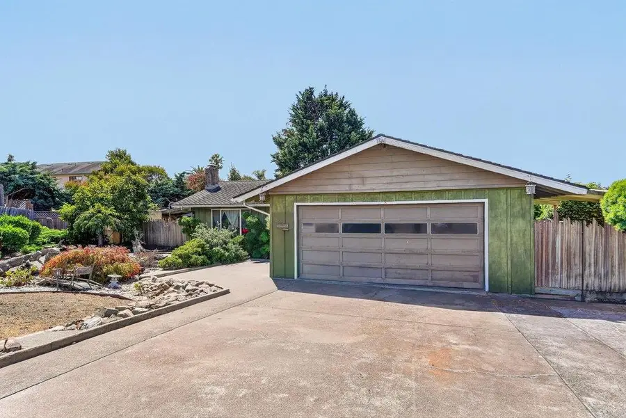 25 Brook Court, Watsonville, CA 95076 - #3