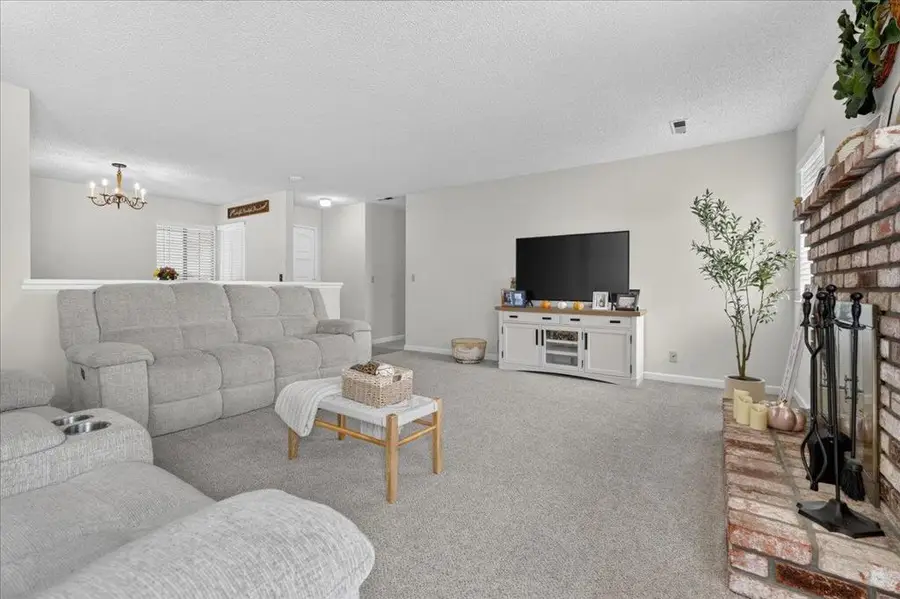 13 Victor Circle, Salinas, CA 93907 - #3
