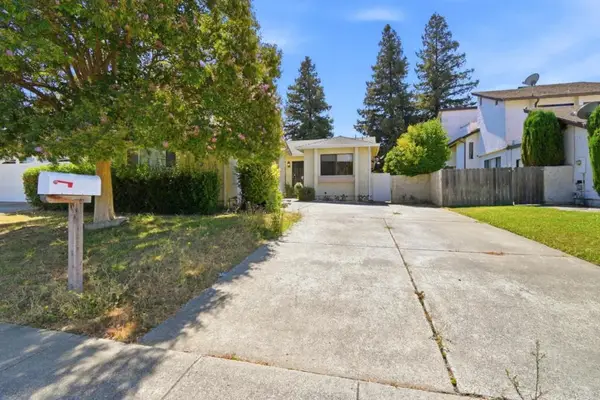 1122 Hartford Place, Fairfield, CA 94534