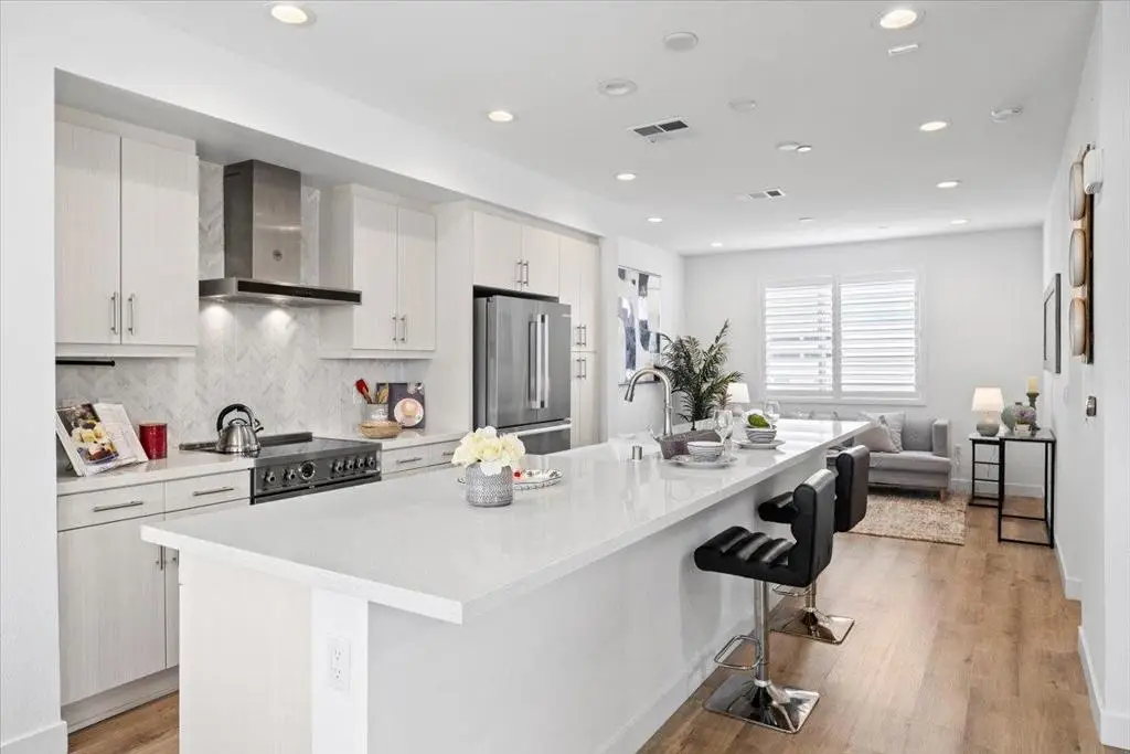 158 Mabuhay Way, Daly City, CA 94014 - #1