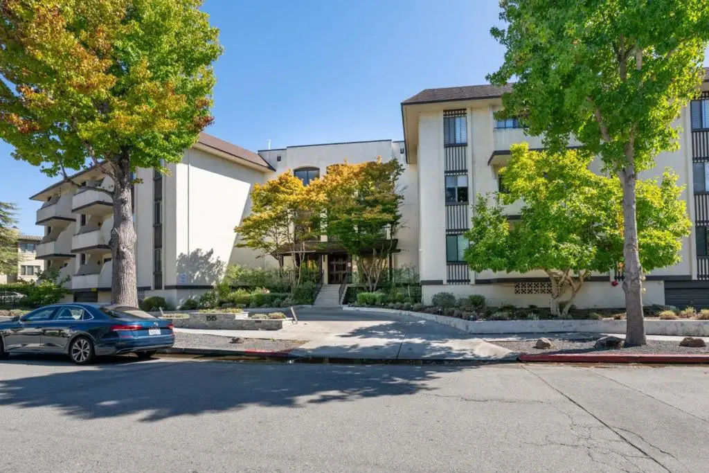 1515 Floribunda Avenue #304, Burlingame, CA 94010 - #1