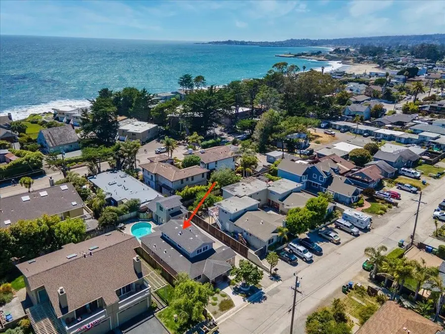27222724 Warren Street, Santa Cruz, CA 95062 - #2