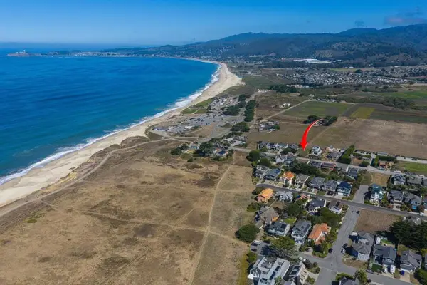 147 Kelly Avenue, Half Moon Bay, CA 94019