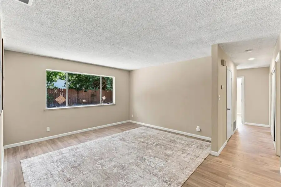 4716 Stonehurst Way, Sacramento, CA 95842 - #3