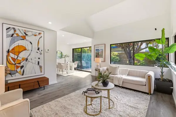 670 San Antonio Road #28, Palo Alto, CA 94306