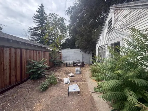 519 University Drive, Menlo Park, CA 94025